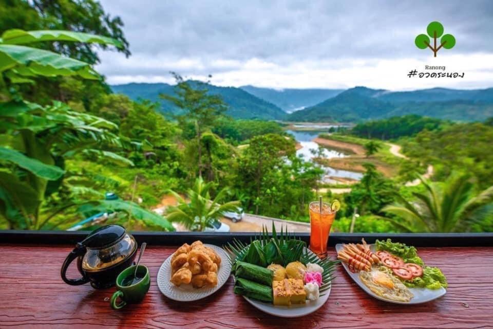 Baanhatsompaen Homestay Ranong Exterior foto