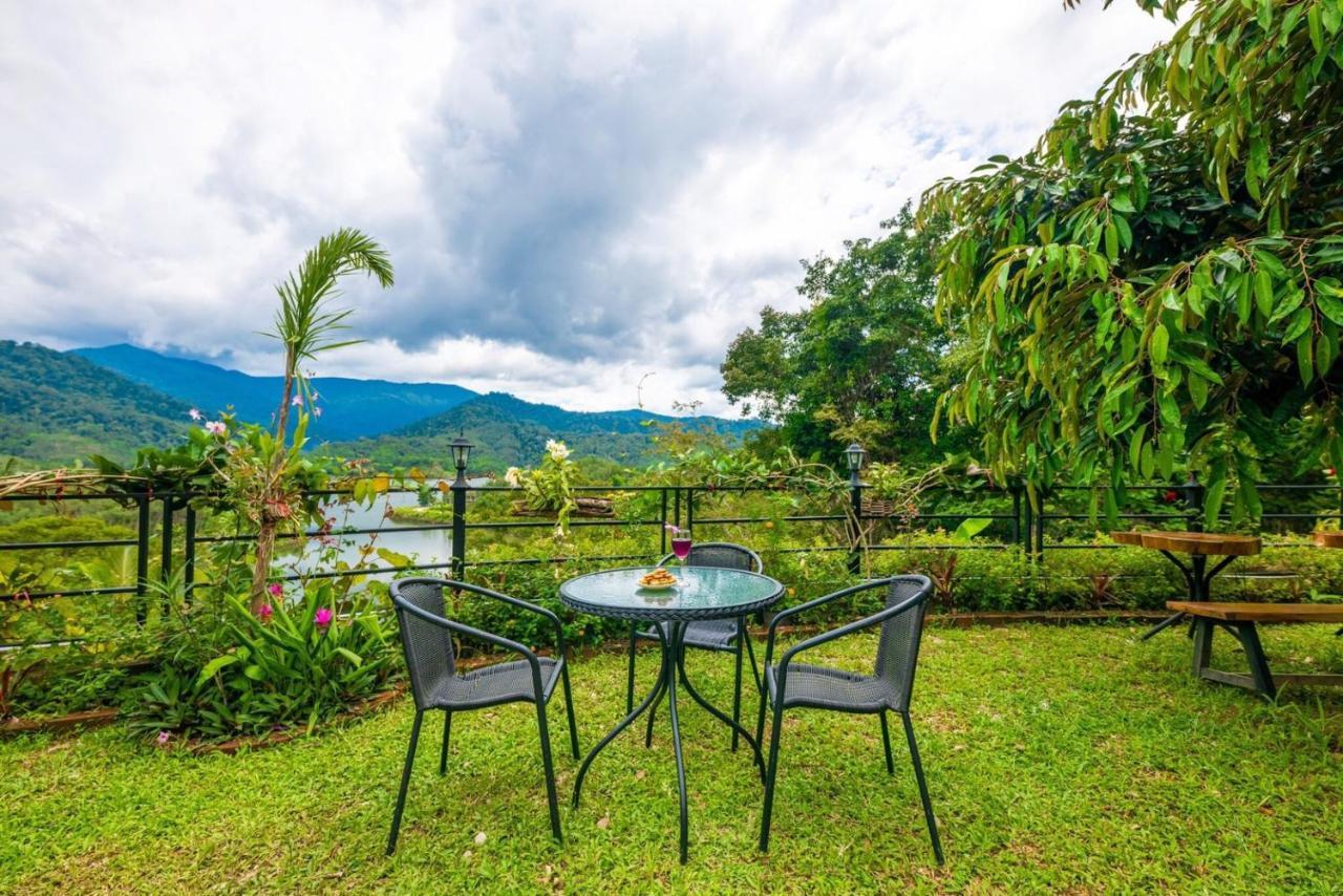 Baanhatsompaen Homestay Ranong Exterior foto